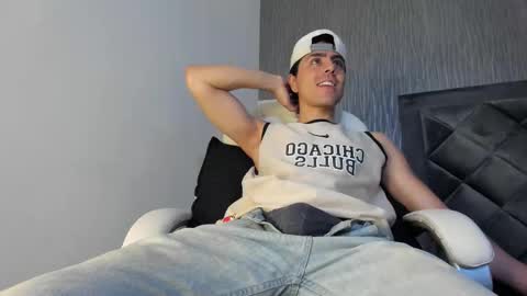 Dylan online show from 10-03-25, 11:40