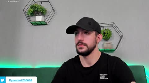 Dylan online show from 11-05-25, 11:05