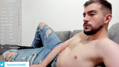 Dylan online show from 06-04-26, 02:06