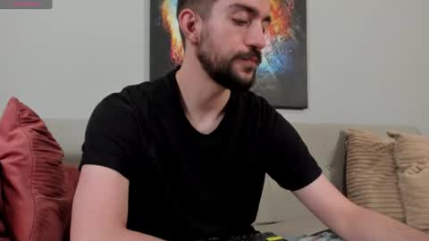 Snapshot of dylan_starxx chatting on 06-17-26, 01:30 Dylan online show from 06-17-26, 01:30