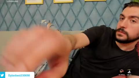 Snapshot of dylan_starxx chatting on 07-30-26, 01:10 Dylan online show from 07-30-26, 01:10