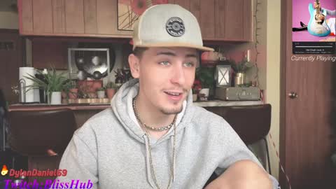 Dylan Daniel 7.8 online show from 01-13-25, 04:08