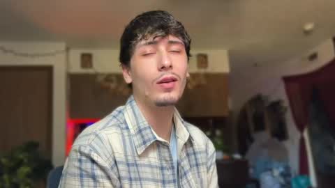 Dylan Daniel 7.8 online show from 10-05-25, 09:13