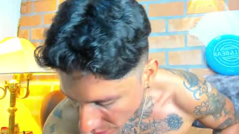 Snapshot of dylanstonne1 chatting on 02-16-25, 11:37 D Y L A N online show from 02-16-25, 11:37