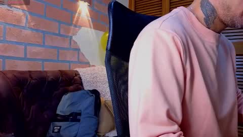 D Y L A N online show from 03-25-26, 02:17