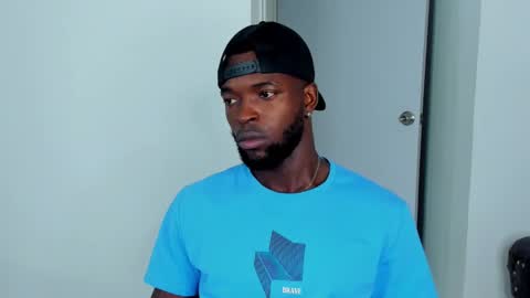 Dylan Taylor online show from 09-22-25, 03:52