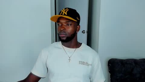 Dylan Taylor online show from 10-01-25, 03:56