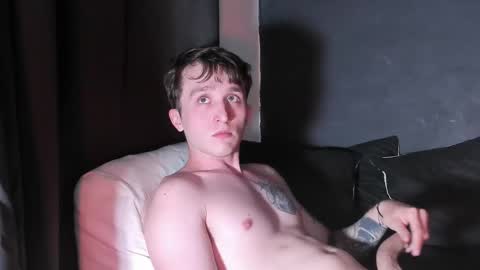 Snapshot of dylanwhite23 chatting on 11-28-25, 04:37 ---DYLAN--- online show from 11-28-25, 04:37