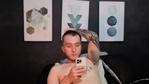 ---DYLAN--- online show from 03-05-26, 11:56