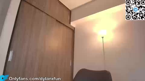 Snapshot of dylanxfun chatting on 09-25-25, 09:40 dylanxfun online show from 09-25-25, 09:40