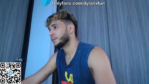 Snapshot of dylanxfun chatting on 10-23-25, 08:51 dylanxfun online show from 10-23-25, 08:51
