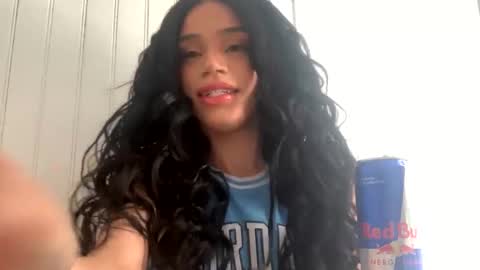 Snapshot of dynasty313 chatting on 12-22-24, 06:04 Dynasty online show from 12-22-24, 06:04