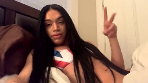 Snapshot of dynasty313 chatting on 01-13-25, 09:42 Dynasty online show from 01-13-25, 09:42