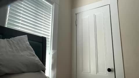 Snapshot of dynasty313 chatting on 09-15-25, 04:07 Dynasty online show from 09-15-25, 04:07