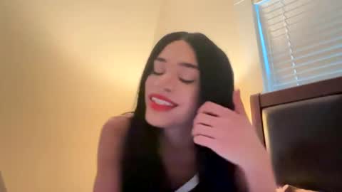 Snapshot of dynasty313 chatting on 09-18-25, 10:01 Dynasty online show from 09-18-25, 10:01