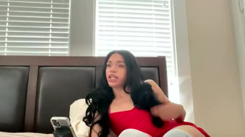 Snapshot of dynasty313 chatting on 09-25-25, 04:43 Dynasty online show from 09-25-25, 04:43