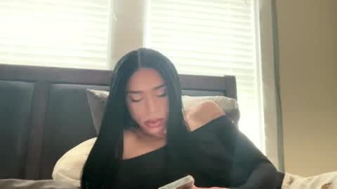 Snapshot of dynasty313 chatting on 11-03-25, 06:09 Dynasty online show from 11-03-25, 06:09