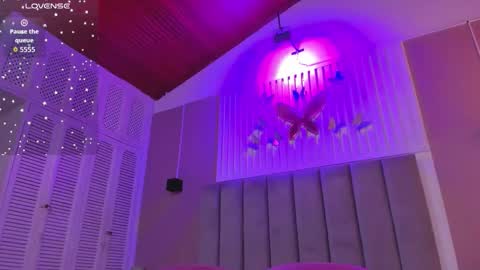 Snapshot of dyvis_22 chatting on 10-03-25, 11:18 Juana online show from 10-03-25, 11:18