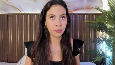 Call me Sofia online show from 04-15-26, 06:15