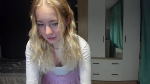 fansly - yourbestbaby online show from 12-20-25, 04:08