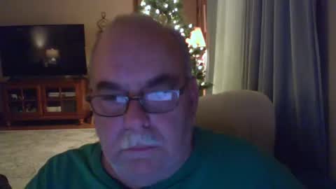 earl52 online show from 12-19-24, 12:02