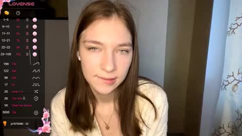 Snapshot of earlenehallett chatting on 02-09-26, 05:11 Kate online show from 02-09-26, 05:11