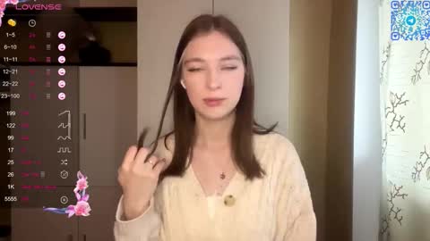 Snapshot of earlenehallett chatting on 02-13-26, 11:17 Kate online show from 02-13-26, 11:17