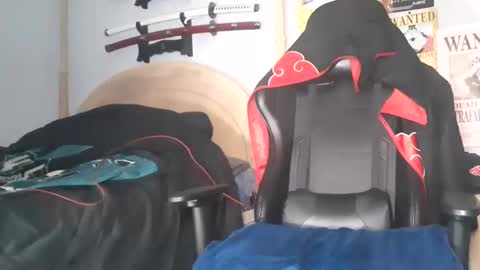 TWITTER   INSTAGRAM    easybreezy20   ONLINE 1230 AM TO 7AM online show from 02-08-25, 07:04