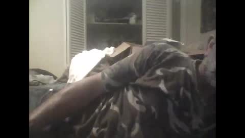 Snapshot of easye4015 chatting on 03-23-26, 09:57 Easye online show from 03-23-26, 09:57