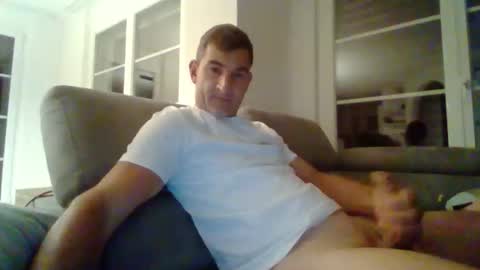 Snapshot of easystyle1 chatting on 06-06-26, 10:14 Andrew online show from 06-06-26, 10:14