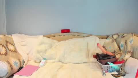 Allison online show from 03-11-26, 04:02