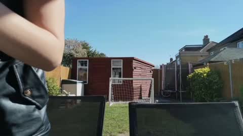 Nadia Ferreira  online show from 04-14-26, 09:15