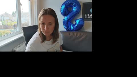 Nadia Ferreira  online show from 05-13-26, 11:29