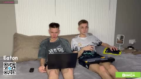 Snapshot of eaton_ chatting on 10-30-25, 04:30 eaton_ online show from 10-30-25, 04:30