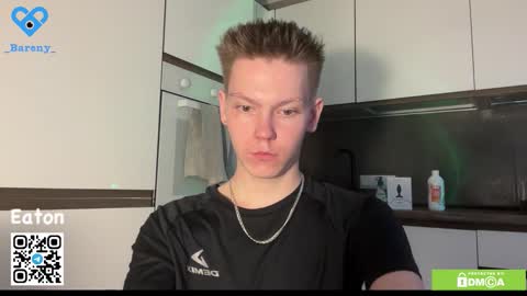 Snapshot of eaton_ chatting on 11-25-25, 01:44 eaton_ online show from 11-25-25, 01:44