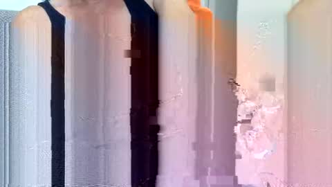 Snapshot of eatyou2022 chatting on 02-28-25, 12:43 eatyou2022 online show from 02-28-25, 12:43