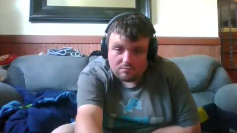 Eazyb91 online show from 06-01-26, 04:09