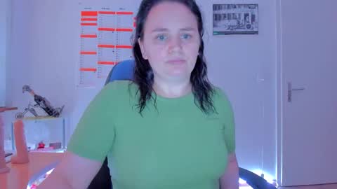 Snapshot of ebikon24 chatting on 05-28-26, 06:38 ebikon24 online show from 05-28-26, 06:38