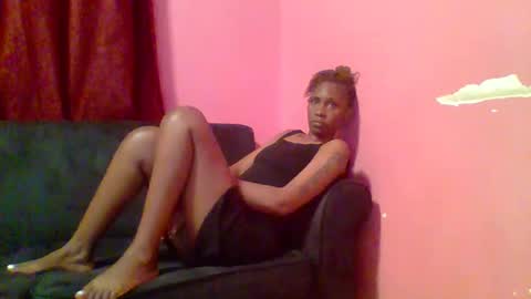 Snapshot of ebon_fantasy1 chatting on 05-18-26, 08:36 Ebon Fantasy1s online show from 05-18-26, 08:36