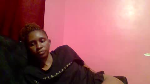 Snapshot of ebon_fantasy1 chatting on 06-05-26, 12:39 Ebon Fantasy1s online show from 06-05-26, 12:39