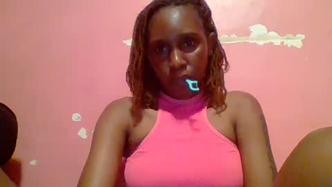 Snapshot of ebon_fantasy1 chatting on 07-06-26, 08:33 Ebon Fantasy1s online show from 07-06-26, 08:33