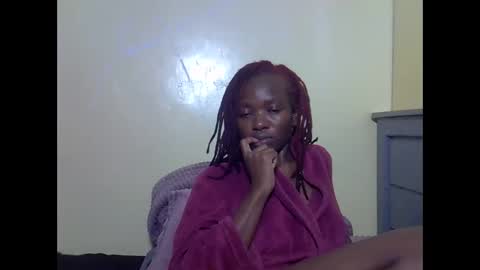 Snapshot of eboniana chatting on 03-29-26, 12:38 eboniana online show from 03-29-26, 12:38
