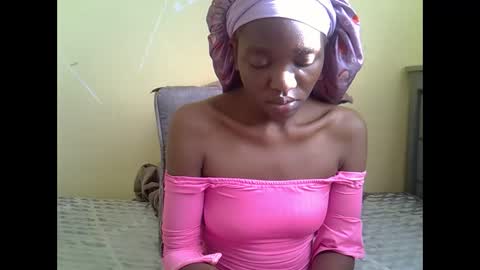 Snapshot of eboniana chatting on 04-12-26, 05:34 eboniana online show from 04-12-26, 05:34