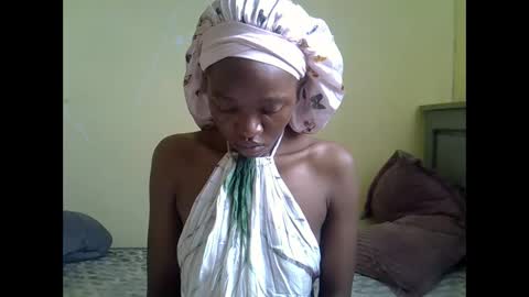 Snapshot of eboniana chatting on 04-13-26, 06:52 eboniana online show from 04-13-26, 06:52