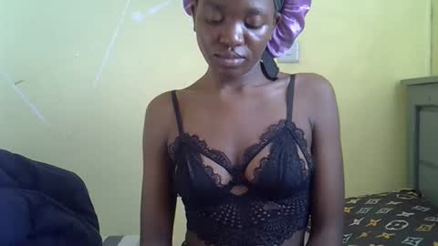 Snapshot of eboniana chatting on 05-06-26, 05:14 eboniana online show from 05-06-26, 05:14