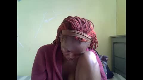 Snapshot of eboniana chatting on 05-07-26, 06:30 eboniana online show from 05-07-26, 06:30