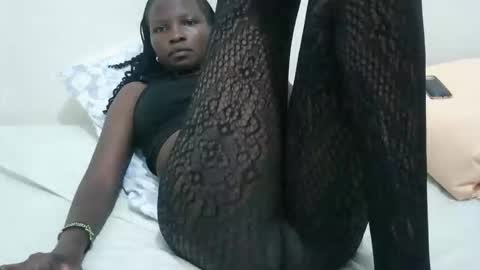 Snapshot of ebony_babbe chatting on 11-30-25, 08:13 ebony_babbe online show from 11-30-25, 08:13