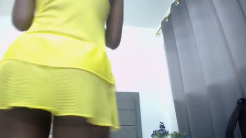 Snapshot of ebony_baby1 chatting on 10-08-25, 12:03 Baby online show from 10-08-25, 12:03