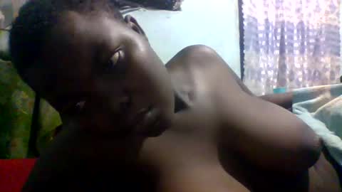 Snapshot of ebony_bryvanna chatting on 01-04-25, 02:35 ebony_bryvanna online show from 01-04-25, 02:35