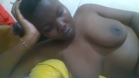 Snapshot of ebony_bryvanna chatting on 11-06-25, 05:03 ebony_bryvanna online show from 11-06-25, 05:03